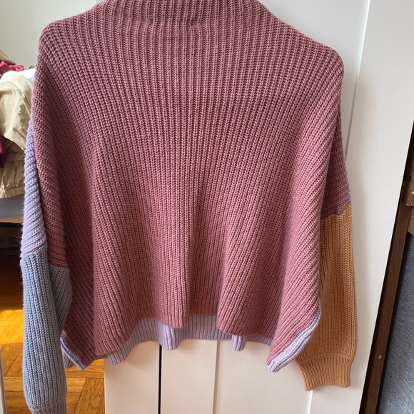 SHEIN Drop Shoulder Colorblock Sweater - Picture 6 of 7